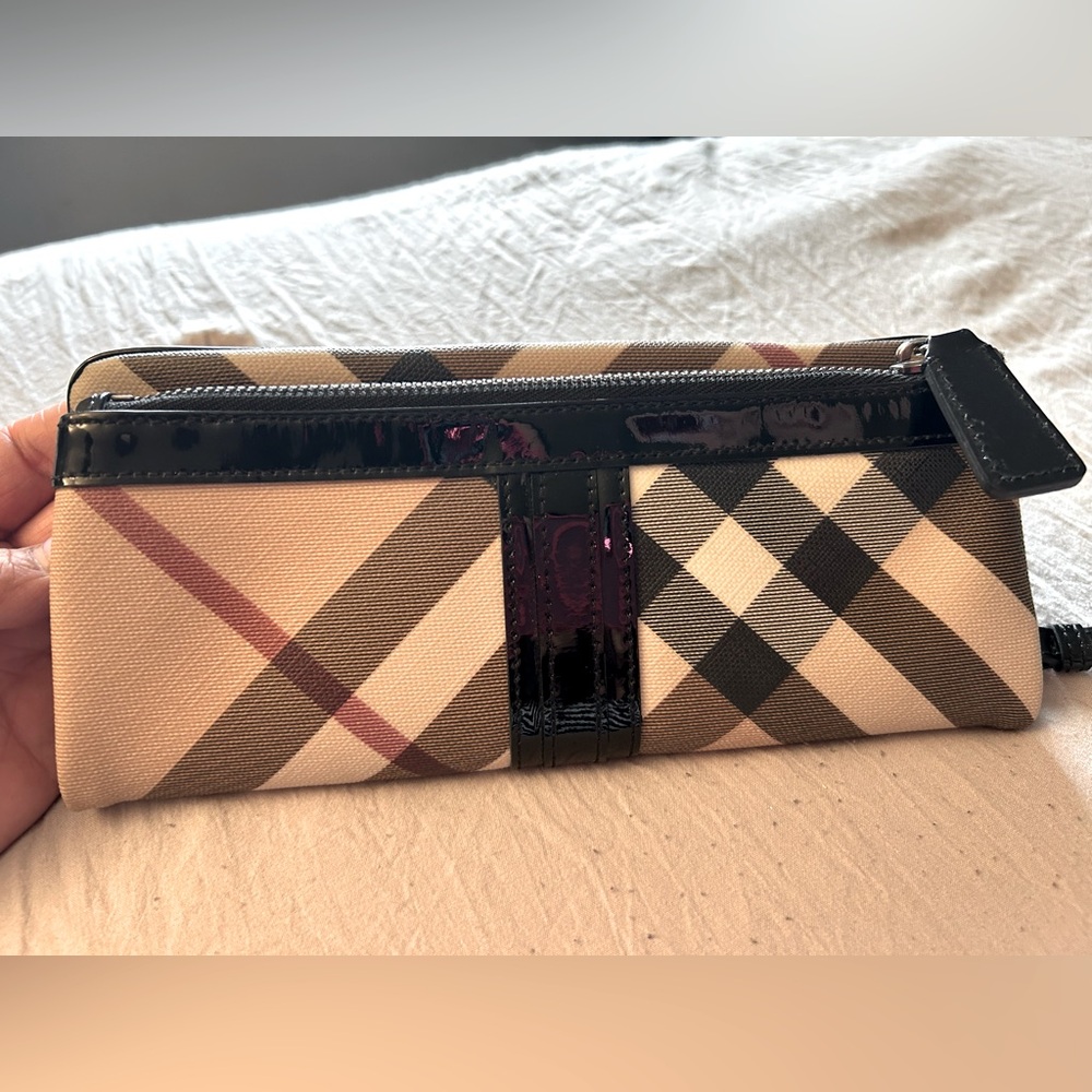 Authentic Pre-loved Burberry Clutch
